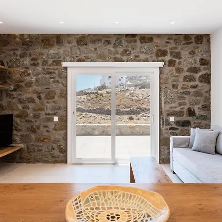 Sea N' Stone Mykonos Vacation Homes *